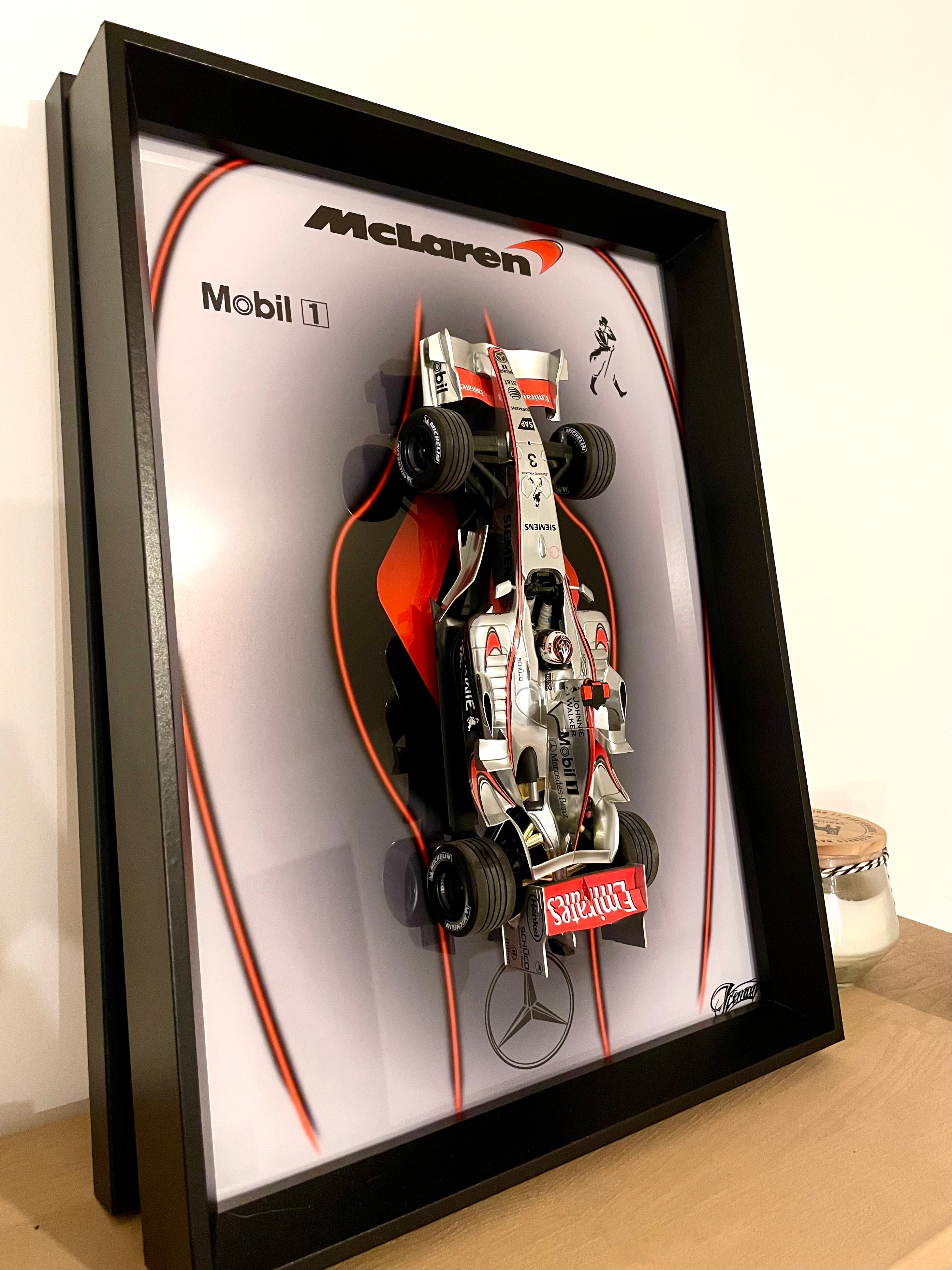 Cadre d'Exposition pour Miniature F1 - Édition Mclaren 2006 - Raïkkonen